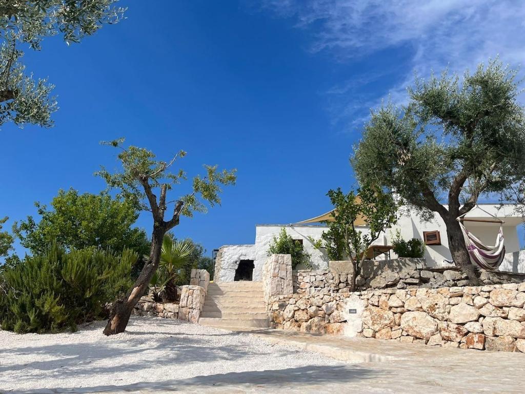 Casa Giuliveto - Charmantes Ferienhaus Mit Privatpool In Olivenhain Ostuni Exterior photo